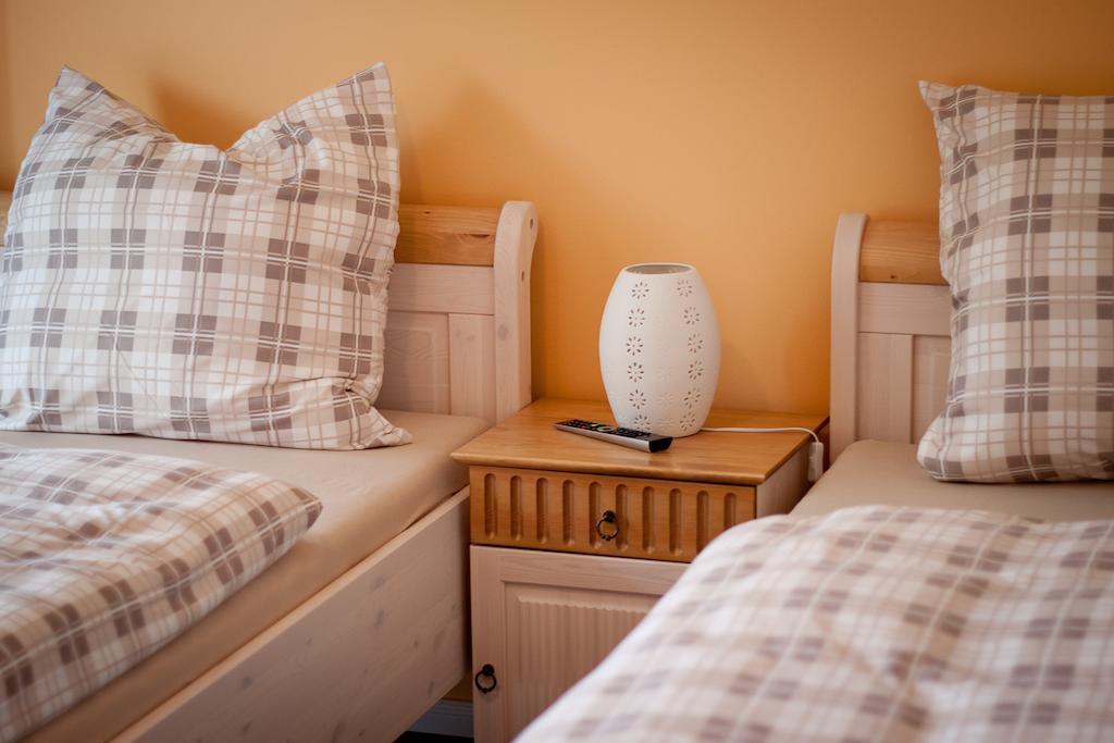 Cafe Hehrlich - Cafe, Pension & Mehr Bad Tennstedt Room photo